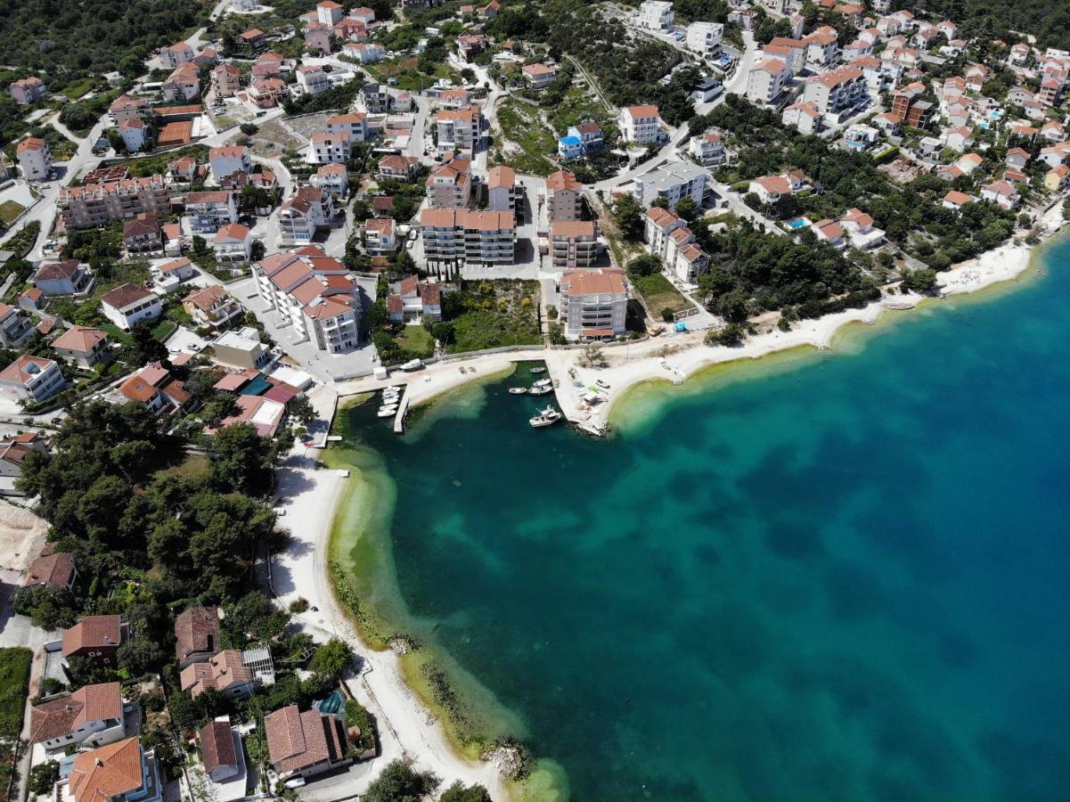 Flora Apartment Trogir Exterior photo